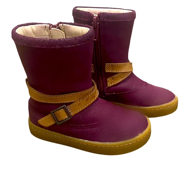 Clarks Plum Leather Boots - Picture 2 of 2